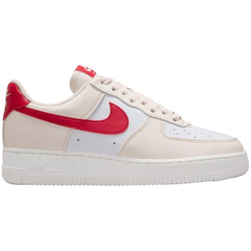 Nike Air Force 1 ’07 Women’s Shoes Amazon.com | Women's AIR Force 1 '07 SE - Size 8 US - White