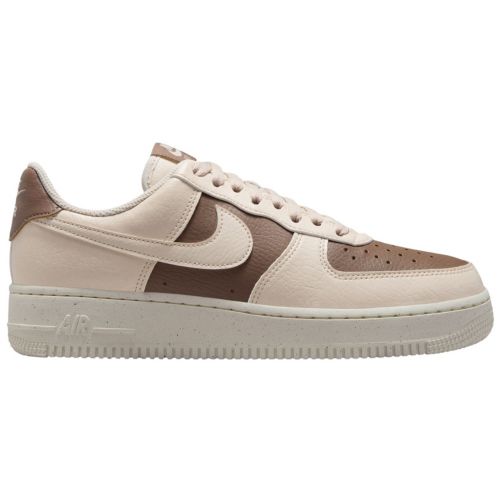 Nike Women's Air Force 1 '07 Shoes