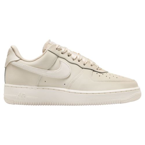 Nike Women's Air Force 1 '07 Shoes