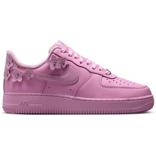 Nike Women's Air Force 1 '07 Shoes