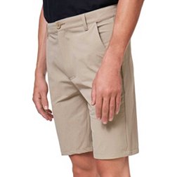 Men's Oakley Golf Shorts | Golf Galaxy