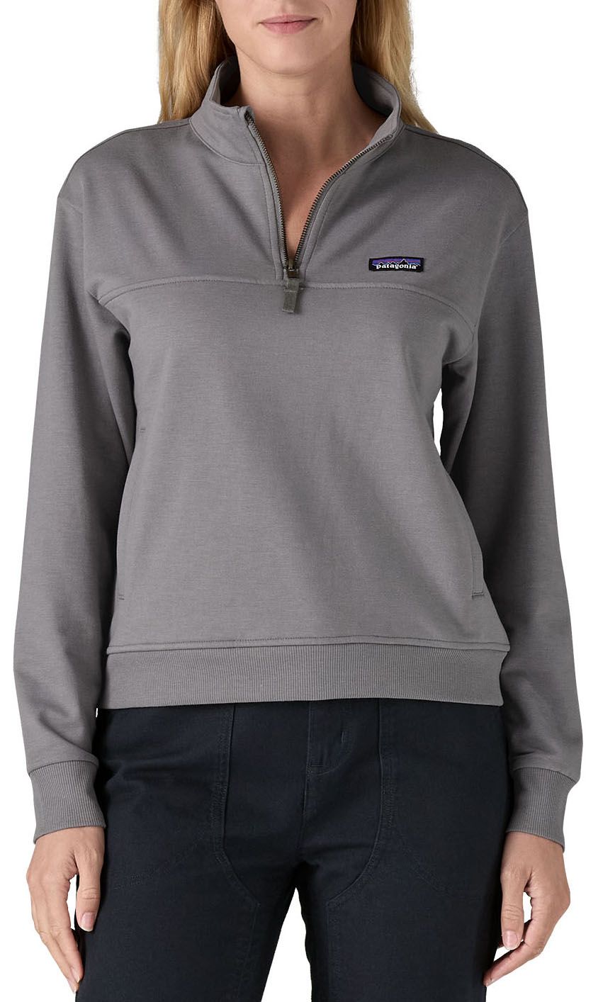 Hoodies & Sweatshirts
