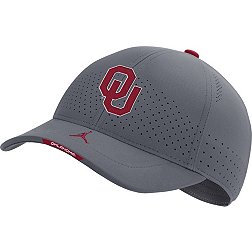 Jordan Men's Oklahoma Sooners Grey AeroBill Swoosh Flex Classic99 Football Sideline Hat