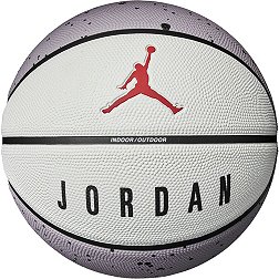 Jordan Playground 8P 2.0 Basketball