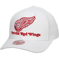 Detroit Red Wings Men's Apparel  Curbside Pickup Available at DICK'S