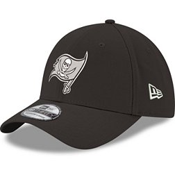 New Era Men's Tampa Bay Buccaneers Logo 39Thirty Black Stretch Fit Hat