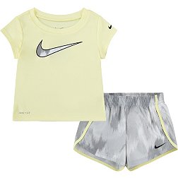Nike Infant Girls' Digi Dye Sprinter T-Shirt and Shorts Set