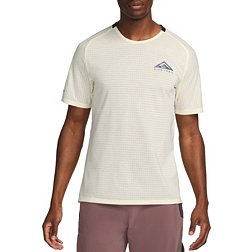 Nike Men's Dri-FIT Trail Solar Chase Short-Sleeve Trail Running T-Shirt