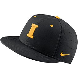 Nike Men's Iowa Hawkeyes Black Aero True Baseball Fitted Hat