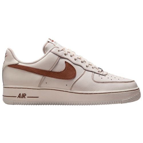 Nike Men's Air Force 1 '07 LV8 Shoes