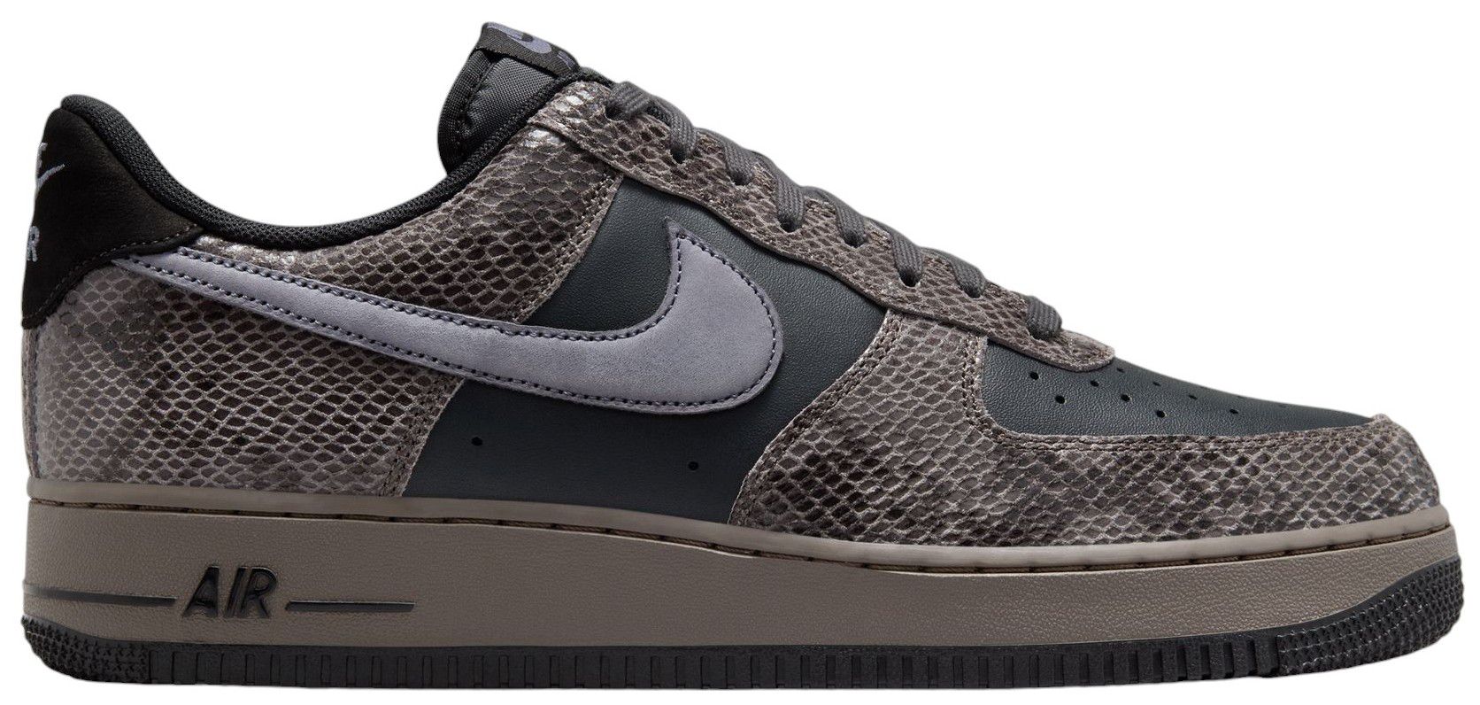 Nike Men's Air Force 1 '07 LV8 Shoes