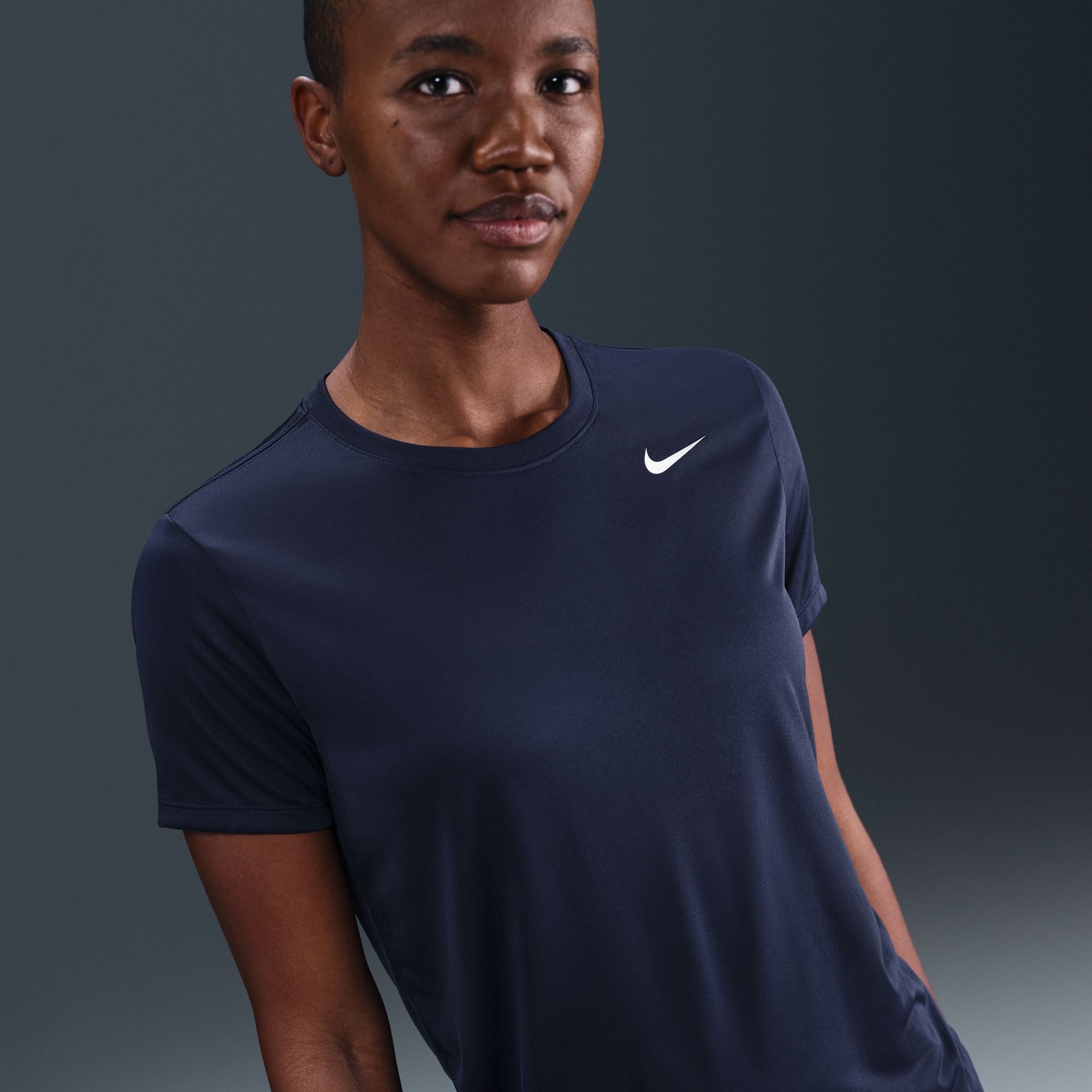 Nike Women's Dri-FIT Legend T-Shirt Midnight Navy thumbnail