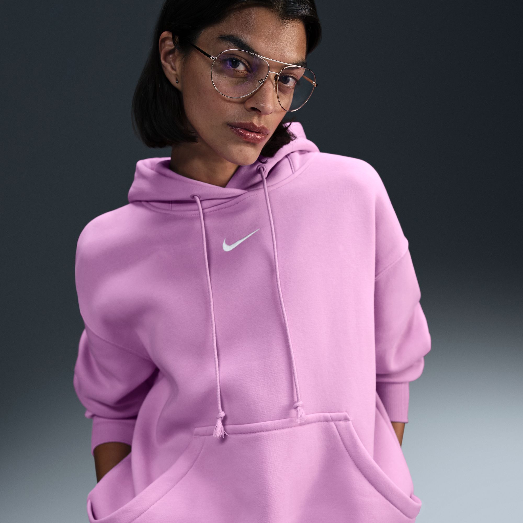 Nike Women's Sportswear Phoenix Fleece Oversized Pullover Hoodie