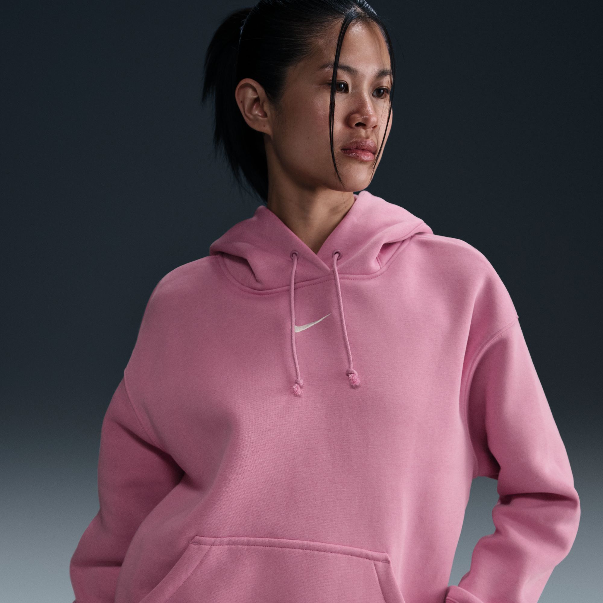 Hoodies & Sweatshirts