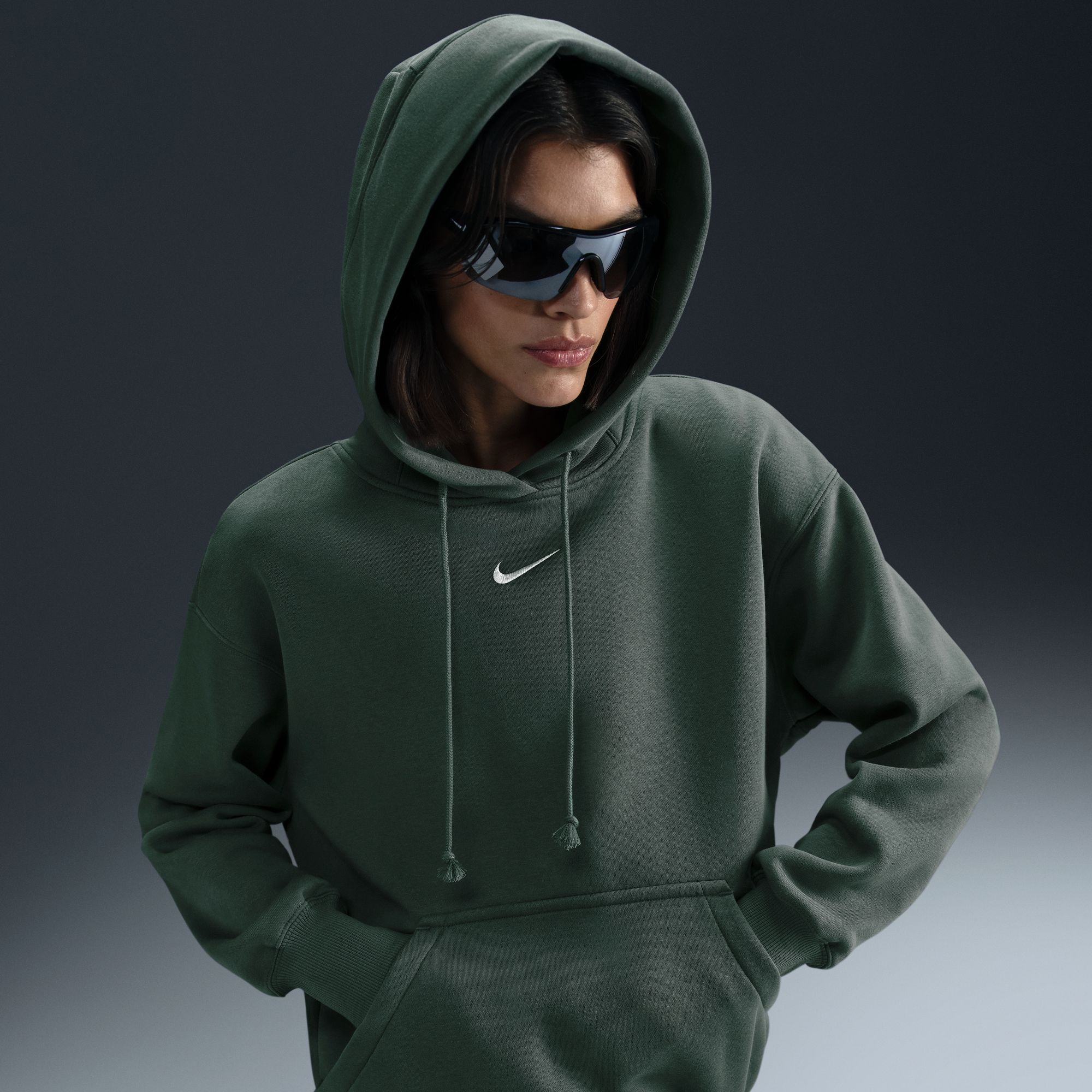 Nike Women's Sportswear Phoenix Fleece Oversized Pullover Hoodie