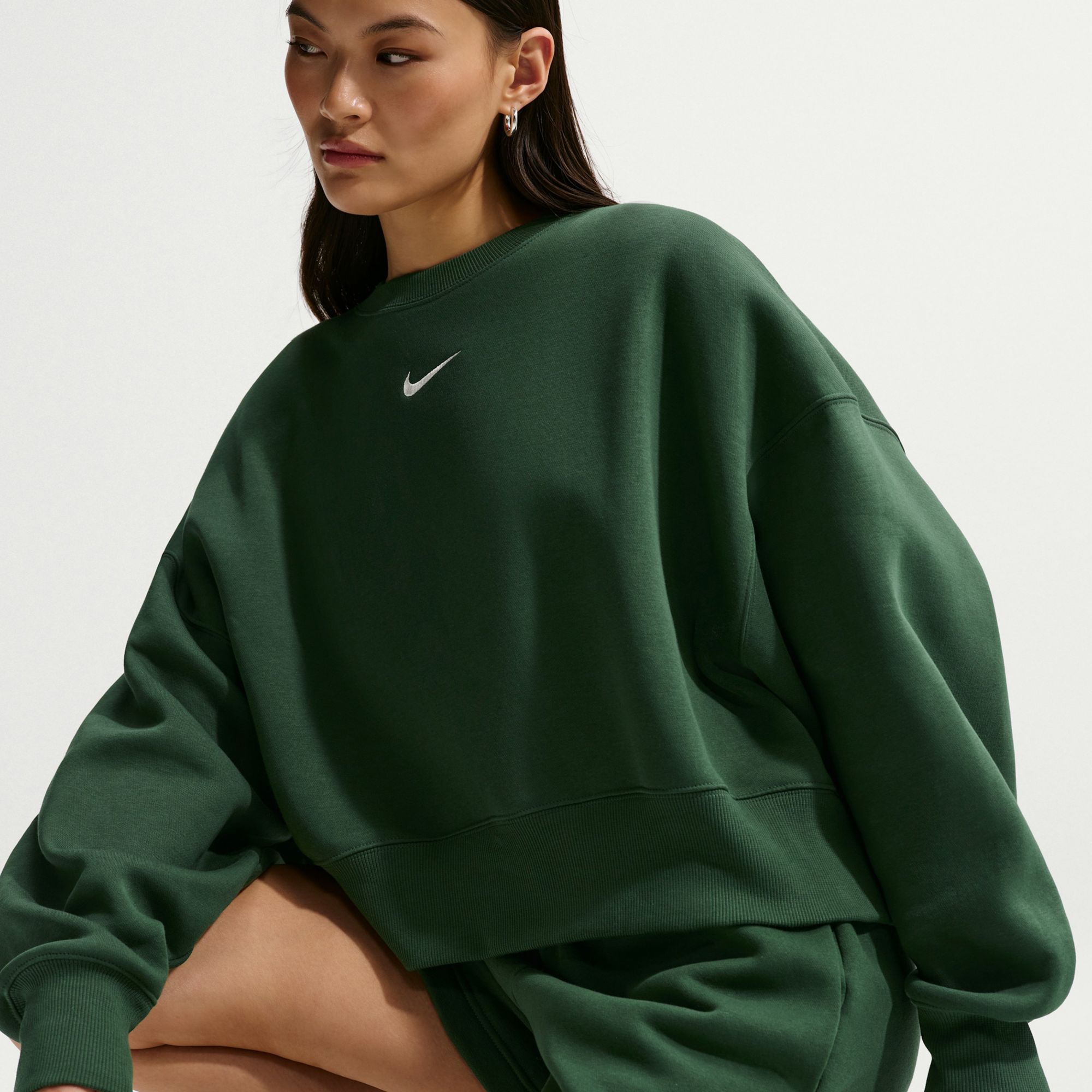 Nike Women's Sportswear Phoenix Fleece Over-Oversized Crewneck Sweatshirt