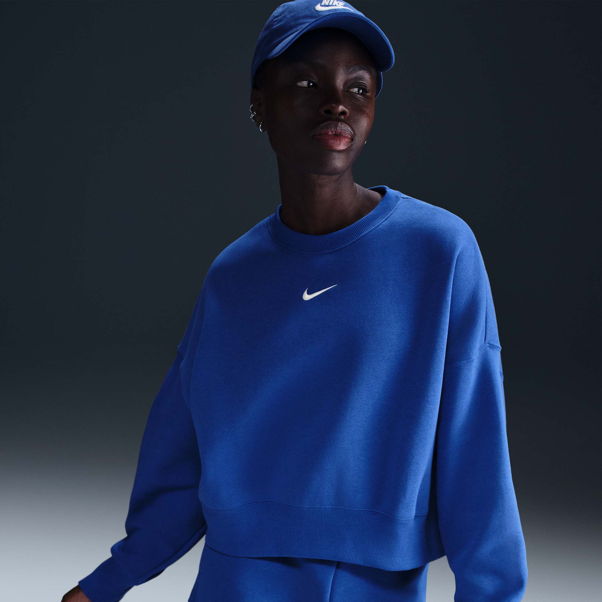 Nike Women's Sportswear Phoenix Fleece Over-Oversized Crewneck Sweatshirt