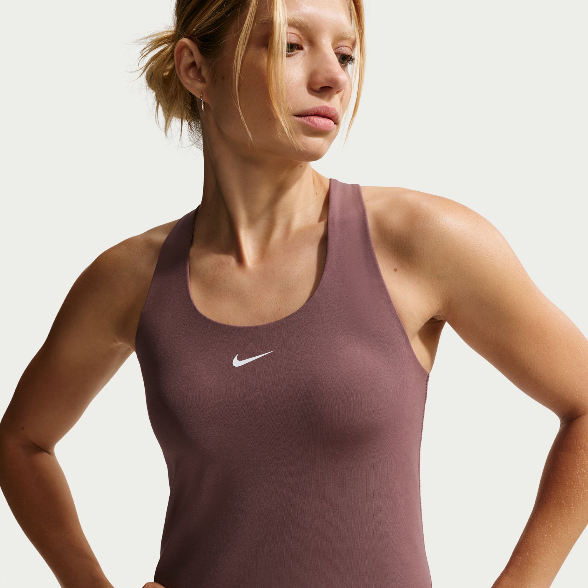 Nike Women's Swoosh Medium-Support Padded Sports Bra Tank