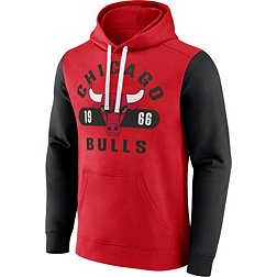 NBA Men's Chicago Bulls Red Pullover Hoodie
