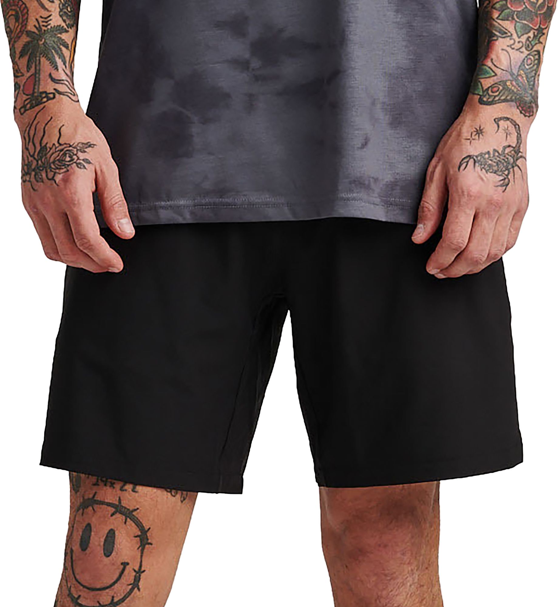 Roark Men's Run Amok Bommer 2.0 7” Shorts
