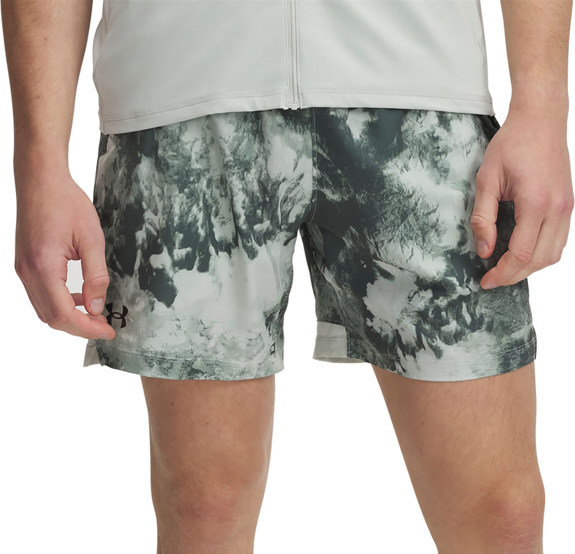Under Armour Men's Vanish Woven 6" Printed Shorts