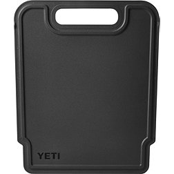 Yeti 110 Q Capacity— like new - sporting goods - by owner - sale