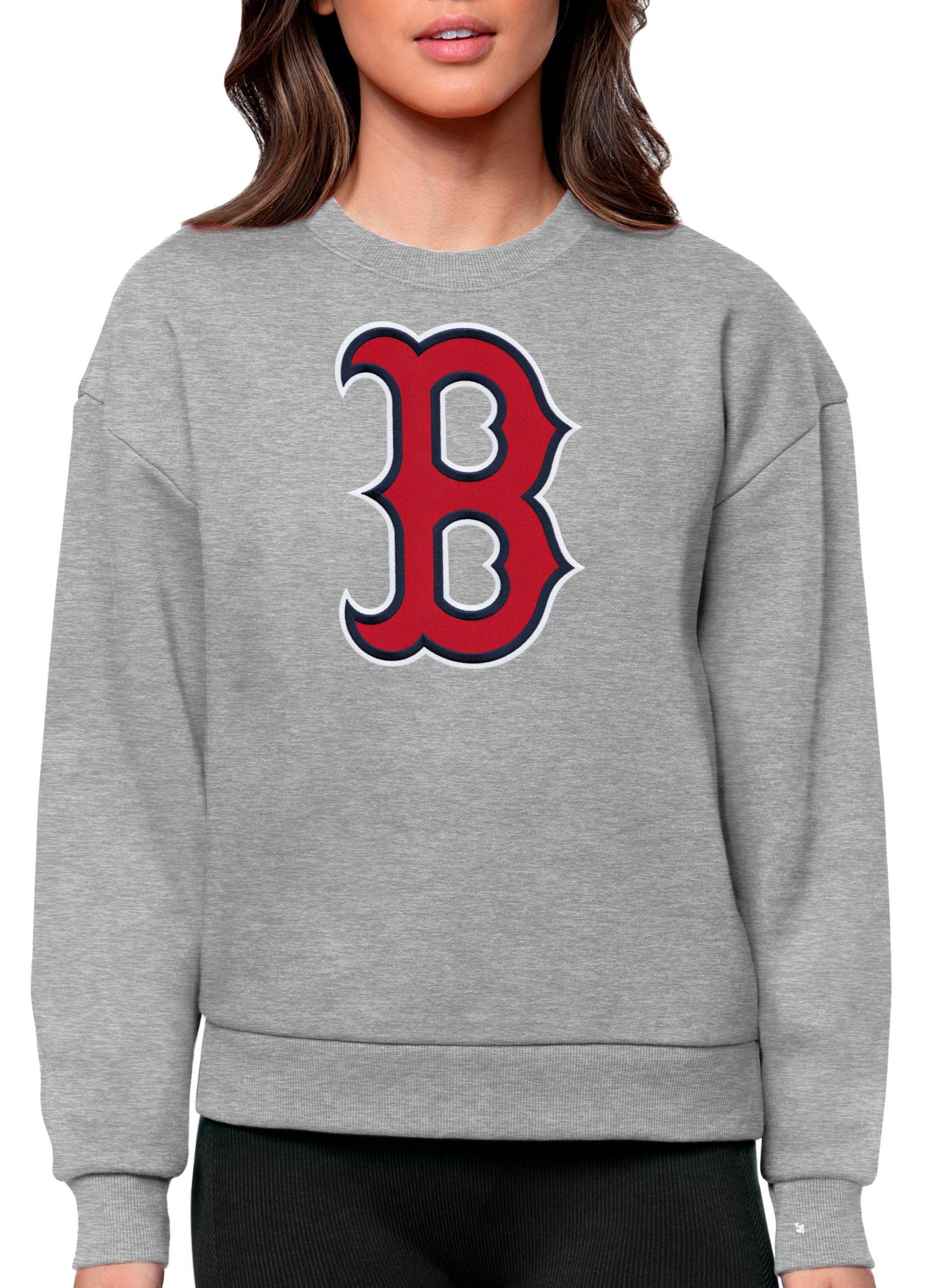 Antigua Women's Boston Red Sox Gray Victory Crew Pullover