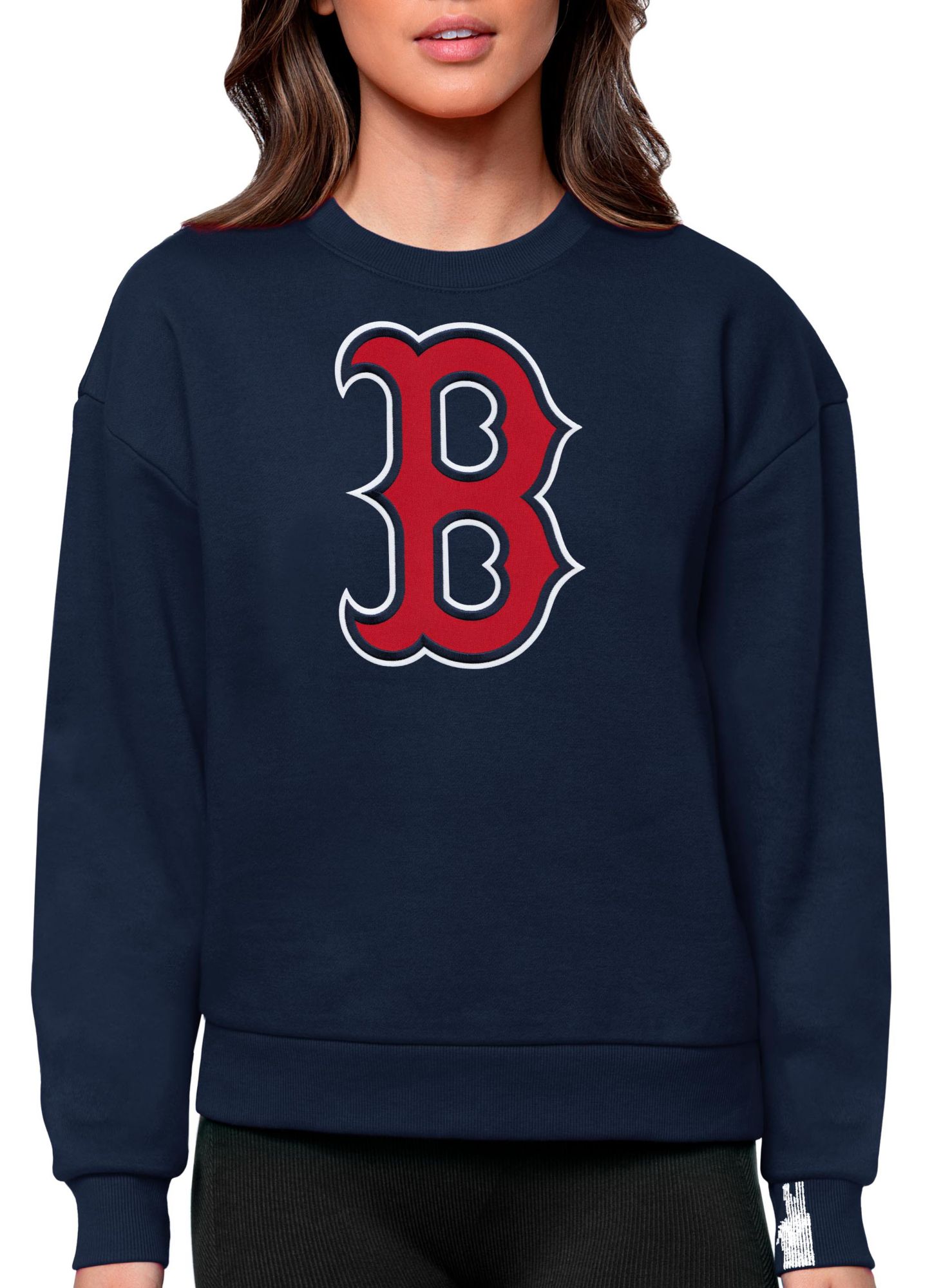Antigua Women's Boston Red Sox Navy Victory Crew Pullover