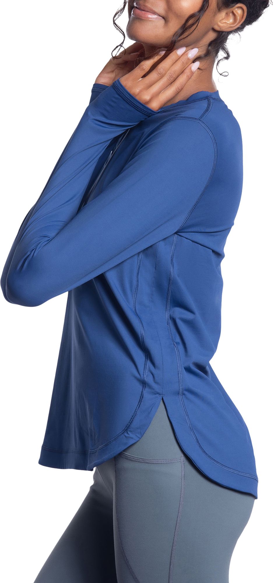 BloqUV Women's Relaxed Scallop Racquet Pullover