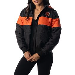 The Wild Collective Women's Chicago Bears Black Hooded Puffer Jacket
