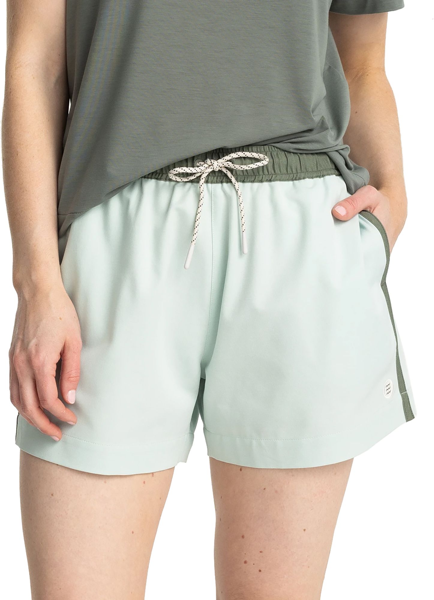 FREE FLY Women's Reverb 4 in. Shorts