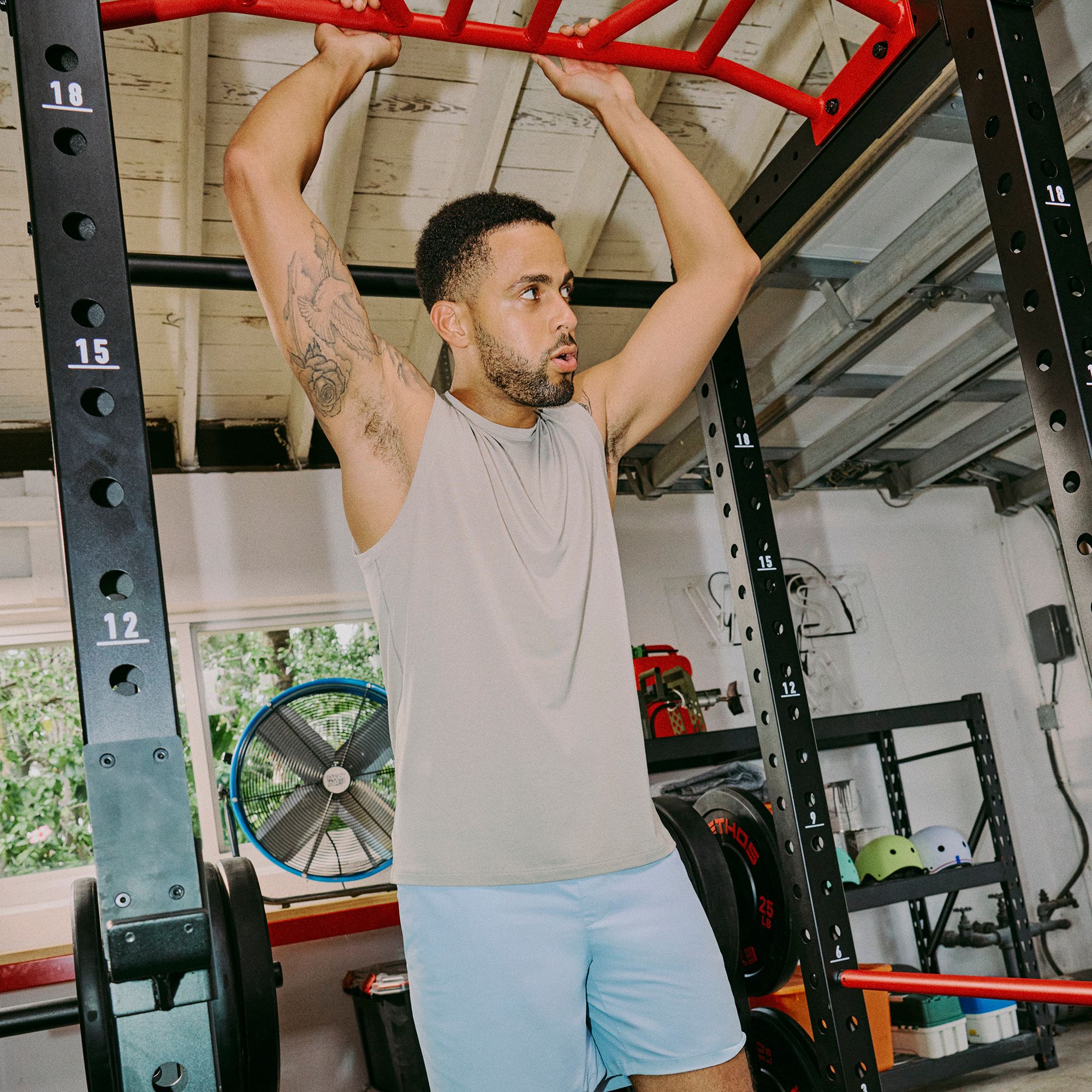 VRST Men's Icon Tank