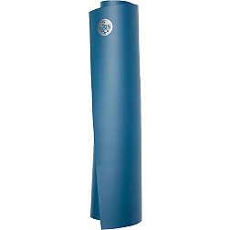  Manduka Yoga Commuter Mat Carrier - Eco-Friendly Cotton, Easy  to Carry, Hands-Free, For All Mat Sizes, Black, 68 x 1.5 : Sports &  Outdoors