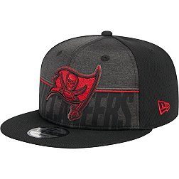 New Era Men's Tampa Bay Buccaneers Training Camp Black 9Fifty Adjustable Hat