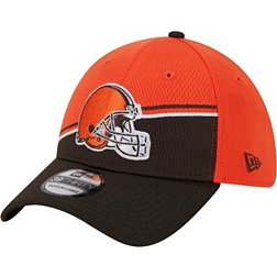New Era Men's Cleveland Browns 2023 Sideline Alternate Dark Brown 39Thirty Stretch Fit Hat