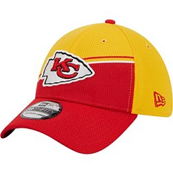 New Era Men's Kansas City Chiefs 2023 Sideline Alternate Red 39Thirty Stretch Fit Hat