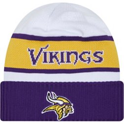New Era Men's Minnesota Vikings 2023 Sideline White Tech Knit Beanie