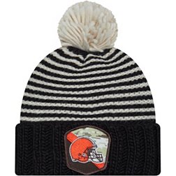 New Era Women's Cleveland Browns 2023 Salute to Service Black Knit Beanie