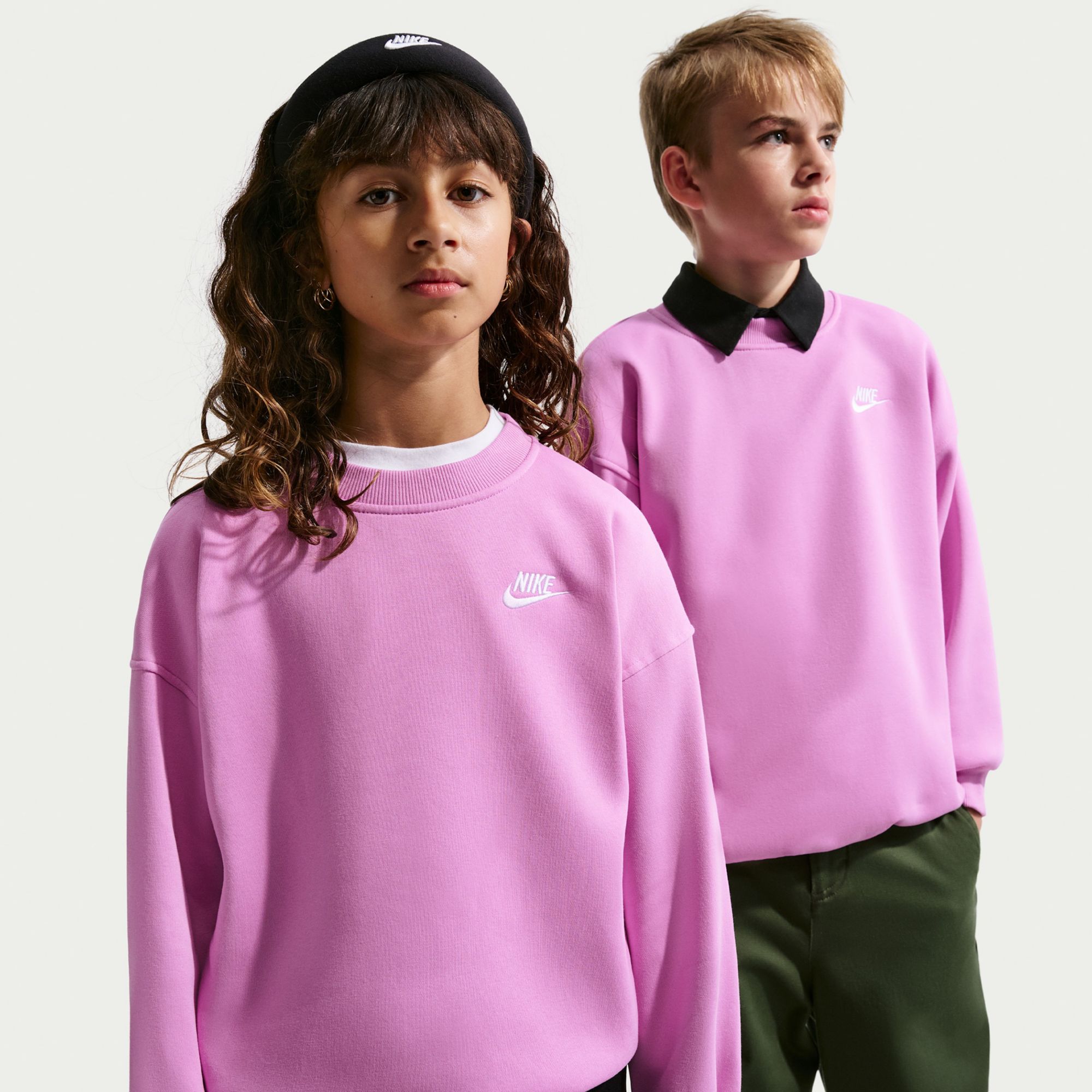 Lt Magenta/White