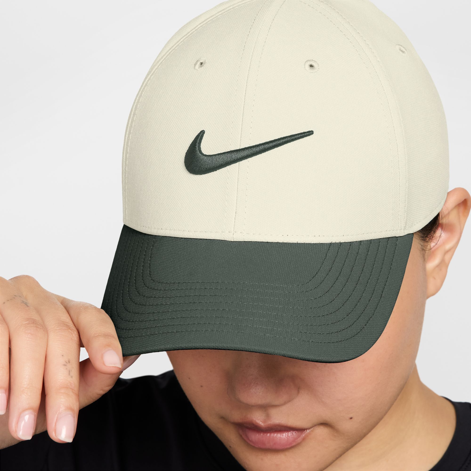Nike Adult Dri-FIT Club Structured Golf Hat