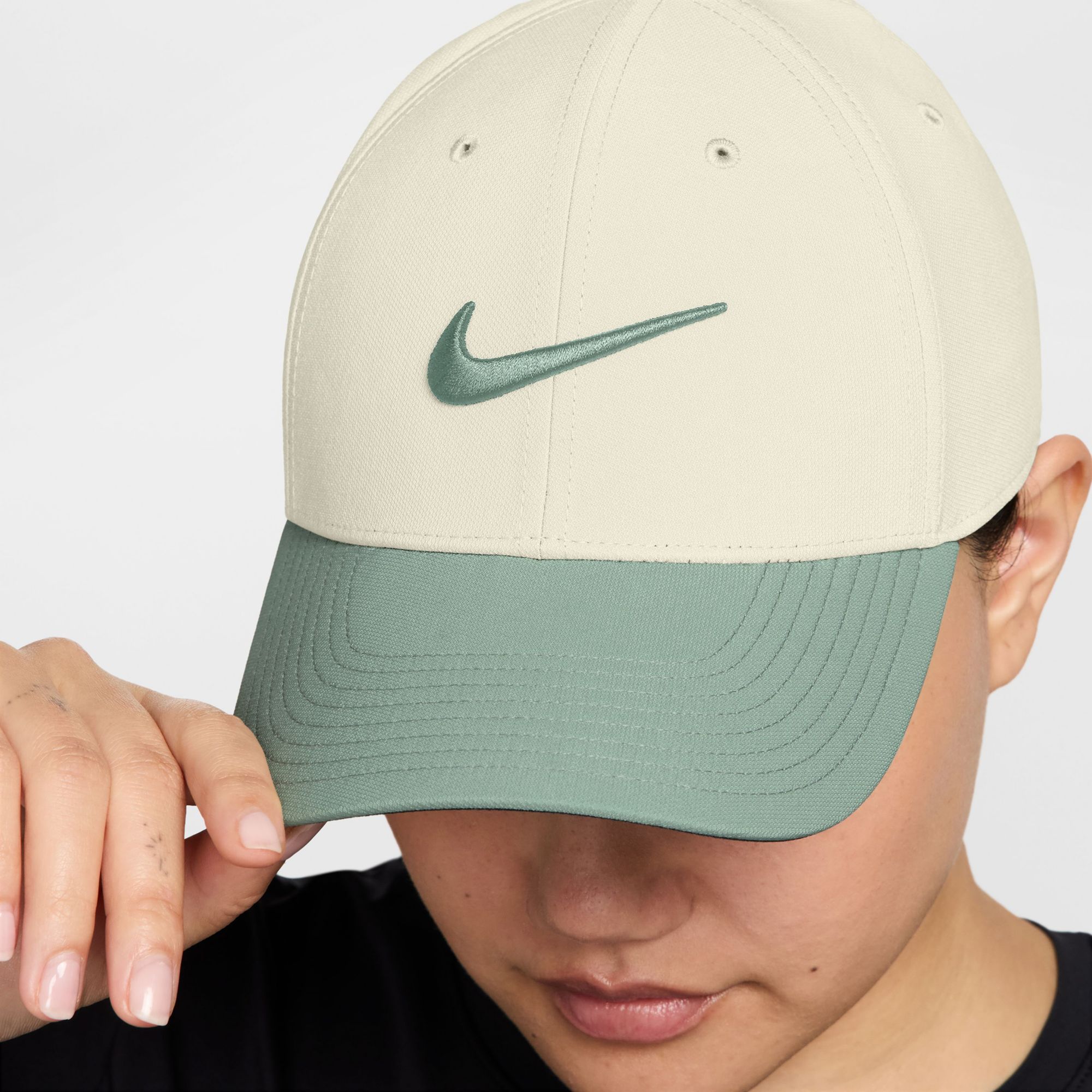 Nike Adult Dri-FIT Club Structured Golf Hat