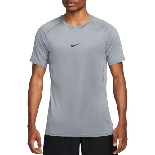 Nike Men's Pro Dri-FIT Slim Fit Short Sleeve T-Shirt