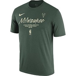 Nike Men's Milwaukee Bucks Green Logo T-Shirt