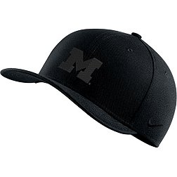 Nike Men's Michigan Wolverines Triple Black Swoosh Flex Stretch Fit Hat