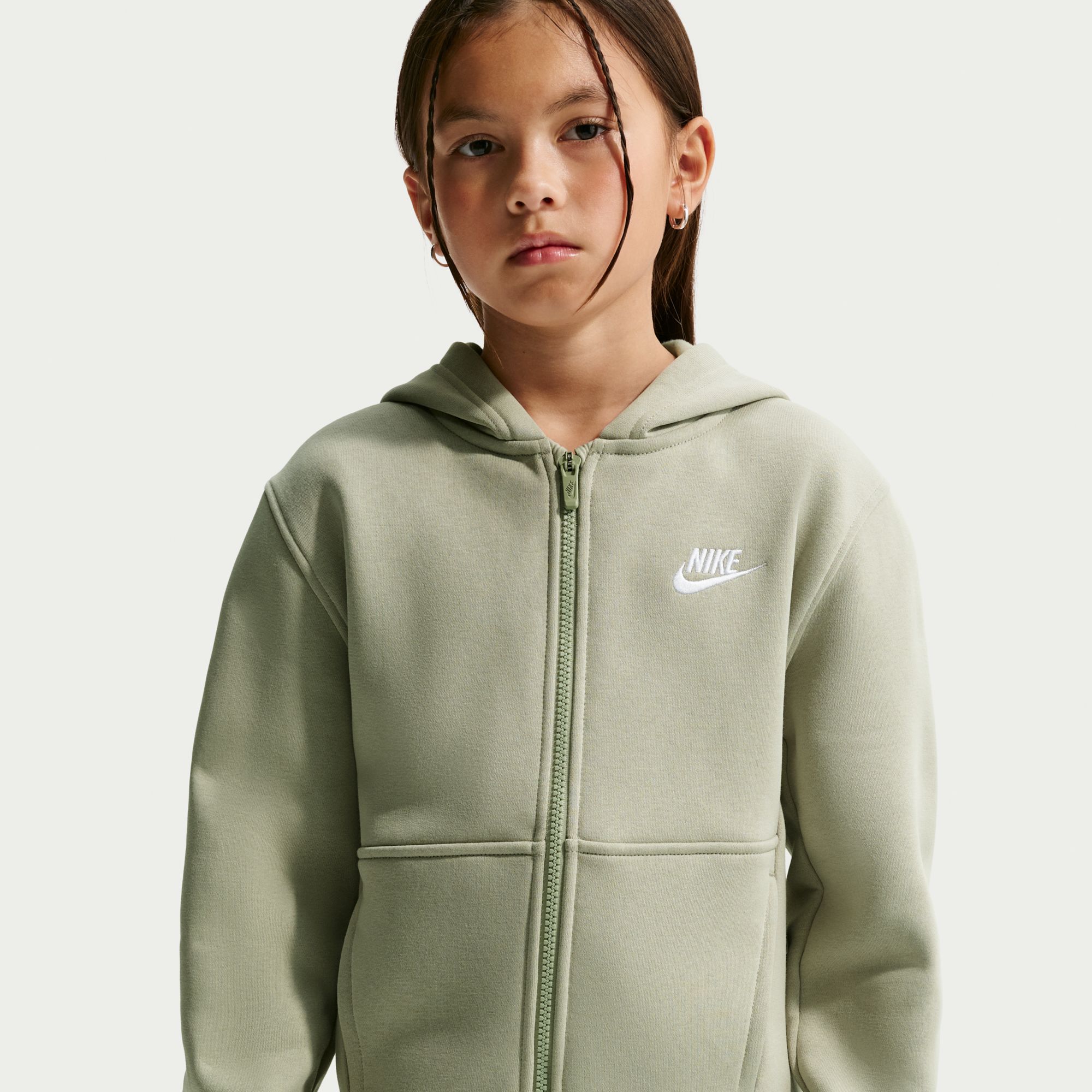 Spruce Fog/White