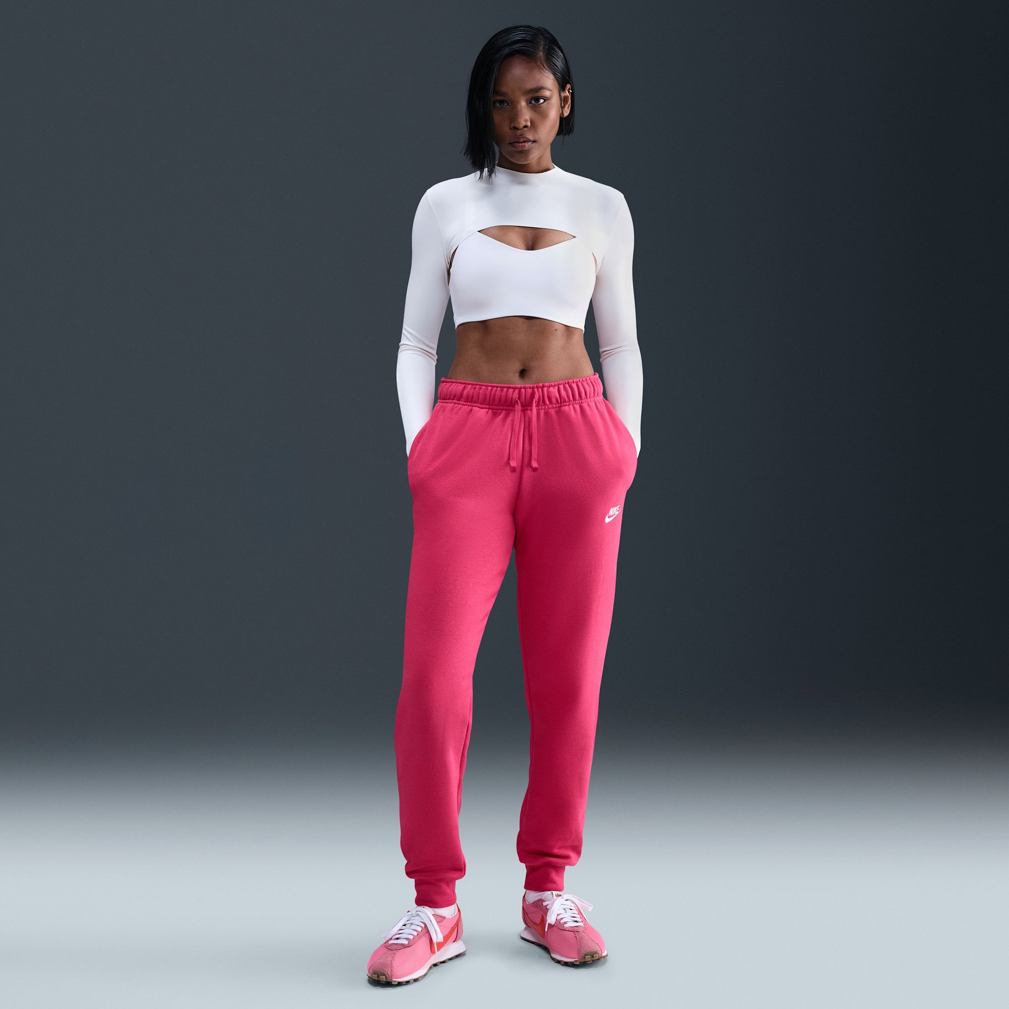 Nike Women's Sportswear Club Fleece Mid-Rise Joggers