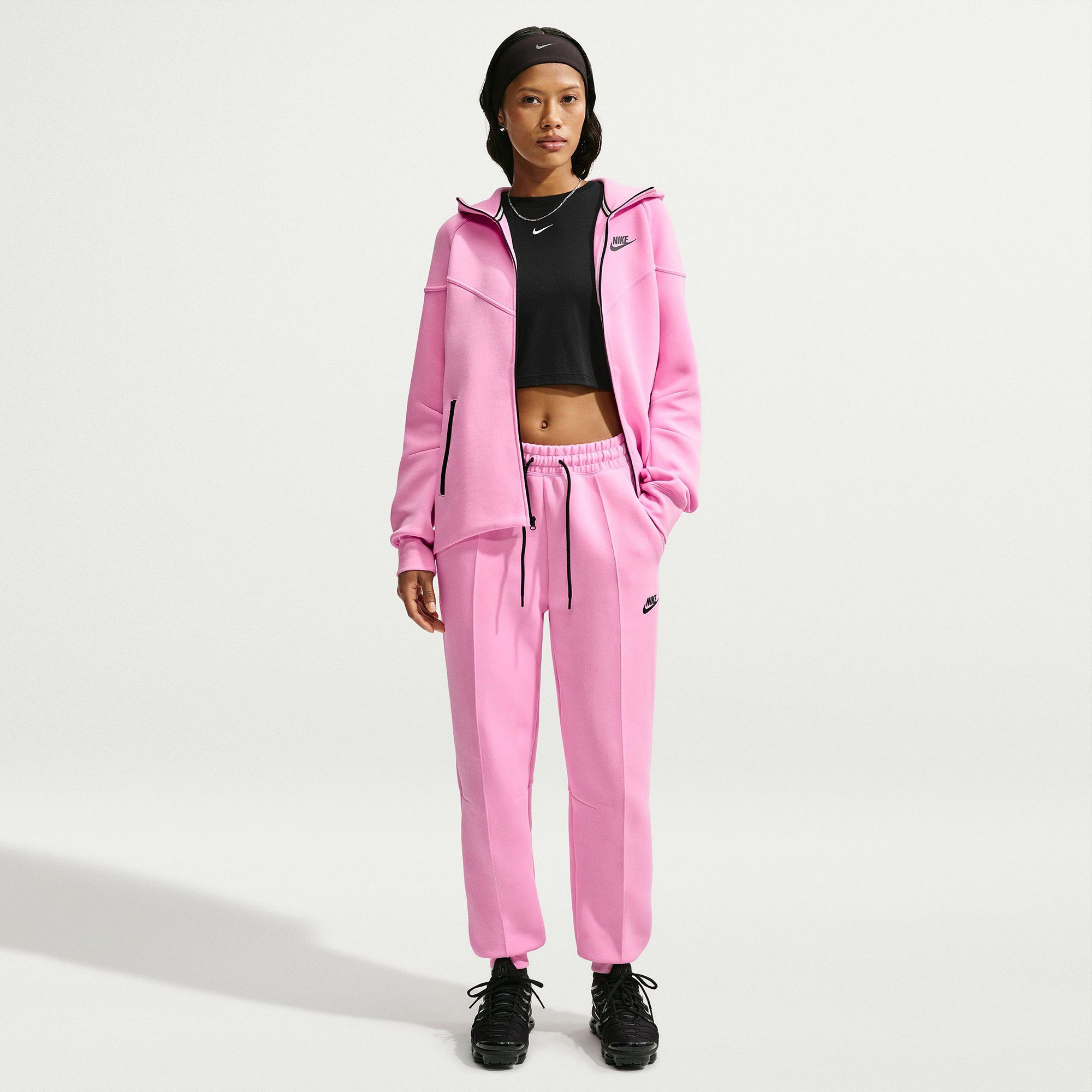 Pink Rise/Black