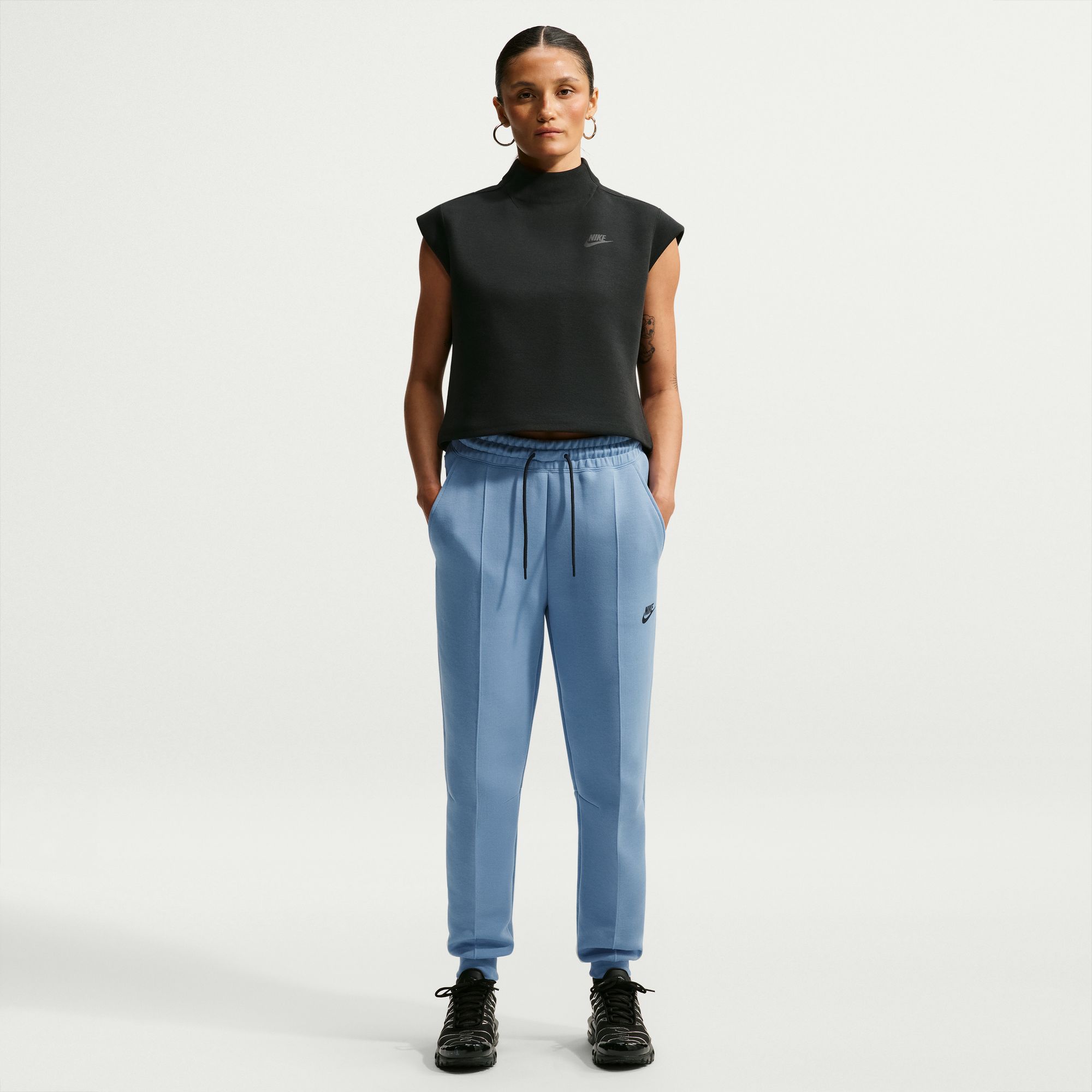 Nike Women's Sportswear Tech Fleece Mid-Rise Joggers