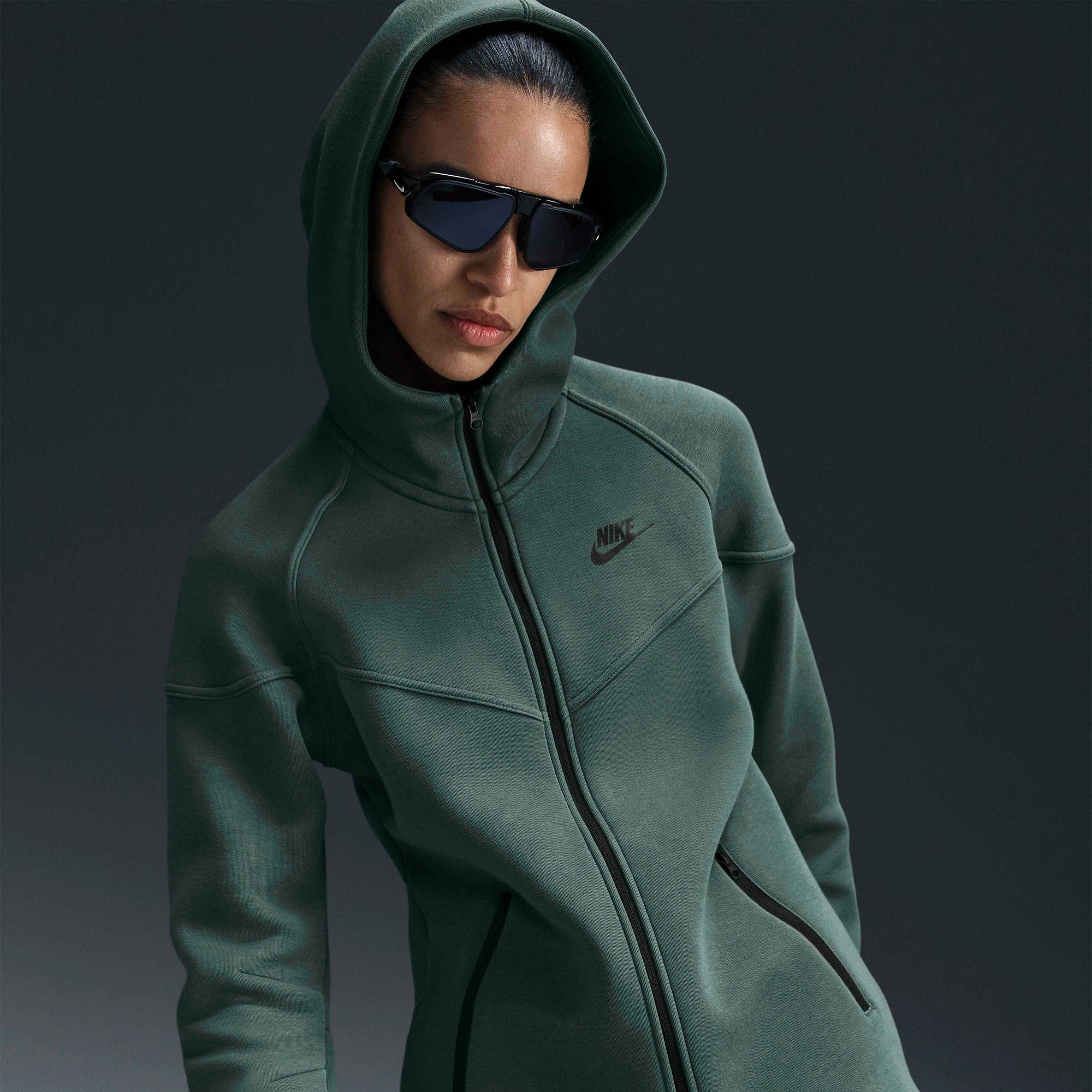 Nike Women's Sportswear Tech Fleece Windrunner Full-Zip Hoodie