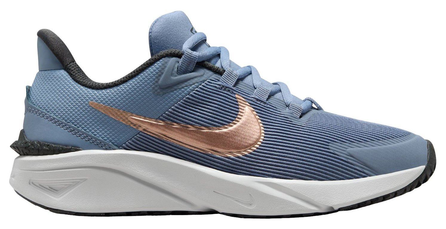 Nike Kids' Grade School Star Runner 4 Shoes